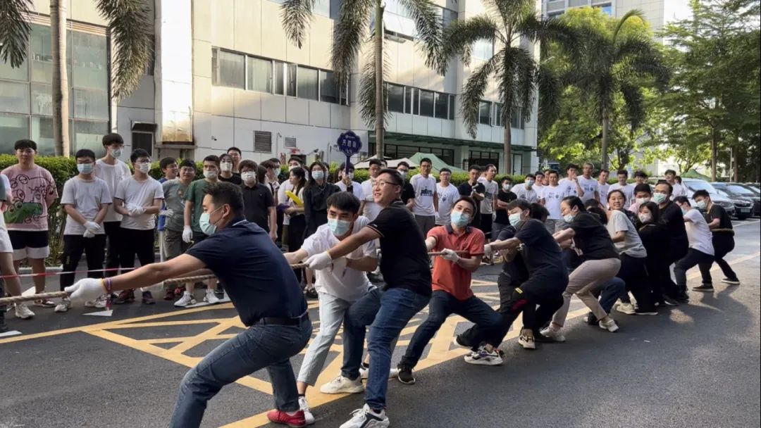 齊普生“齊勝隊”征戰(zhàn)集團(tuán)拔河比賽2.jpg